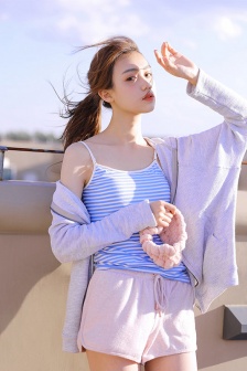 久久久美女久久久,激情四溢,美丽绽放,视觉盛宴,不容错过